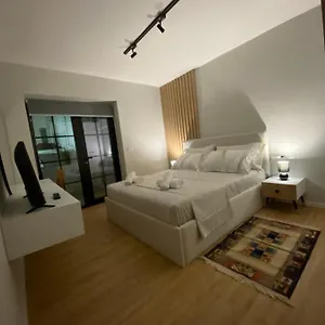 Appartamento Lucas Downtown, Tirana